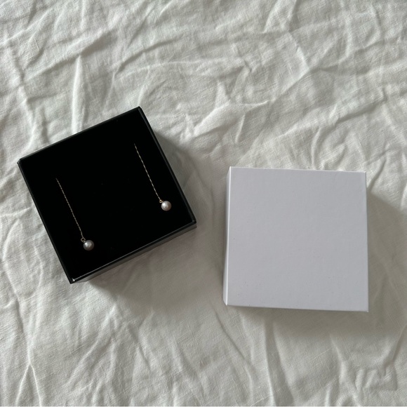 Handmade long drop freshwater pearl earrings with 18k gold fill dangle chain - Picture 7 of 10